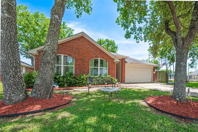 3207 Pheasant Trail Drive, Sugar Land, TX 77498