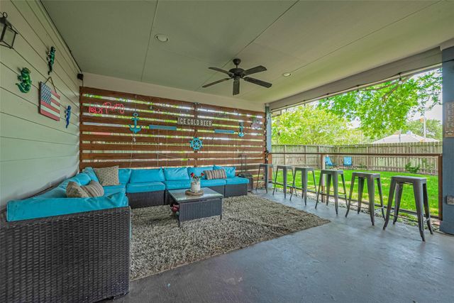 3207 Pheasant Trail Drive, Sugar Land, TX 77498