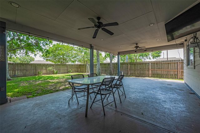 3207 Pheasant Trail Drive, Sugar Land, TX 77498