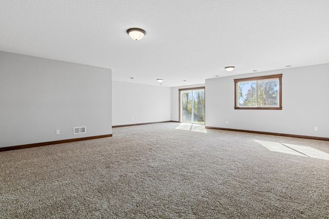 1604 Spruce Street, Farmington, MN 55024