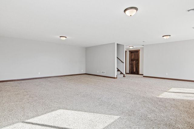 1604 Spruce Street, Farmington, MN 55024