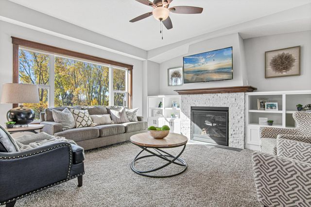 1604 Spruce Street, Farmington, MN 55024