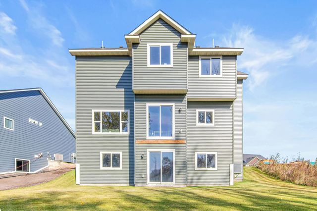 1604 Spruce Street, Farmington, MN 55024