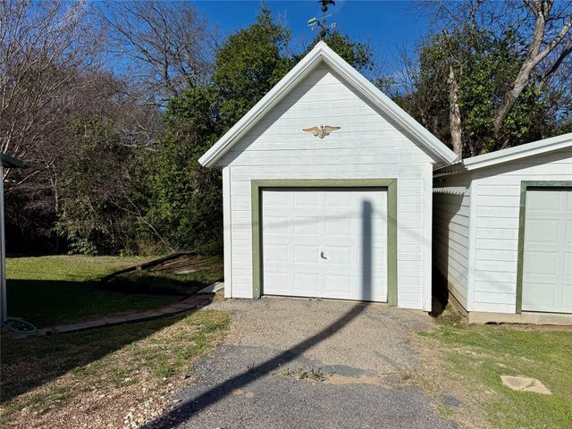 120 One Feather, Whitney, TX 76692