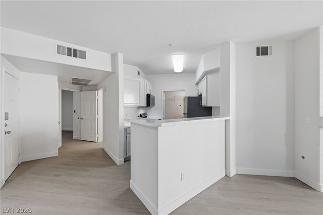 7139 South Durango Drive 110, Las Vegas, NV 89113