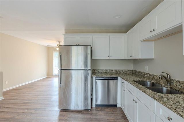 37 Delmoor NW Court, Atlanta, GA 30311