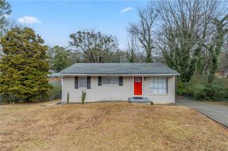 37 Delmoor NW Court, Atlanta, GA 30311