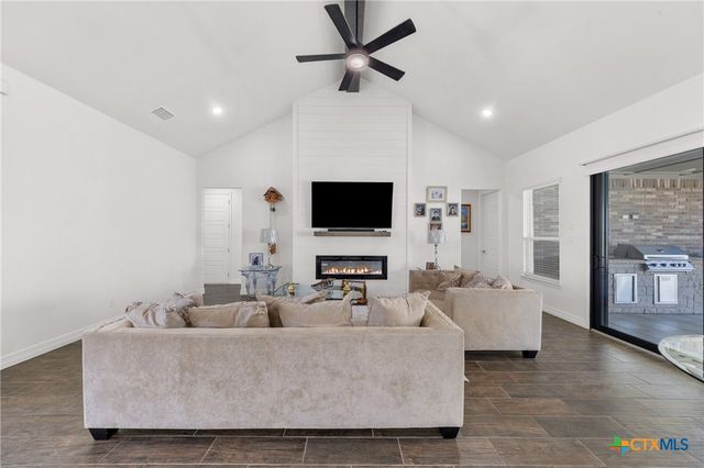 5000 Rocky Creek Drive, Nolanville, TX 76559