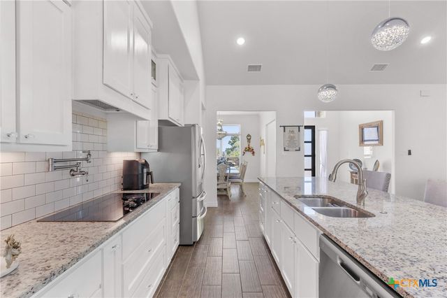 5000 Rocky Creek Drive, Nolanville, TX 76559