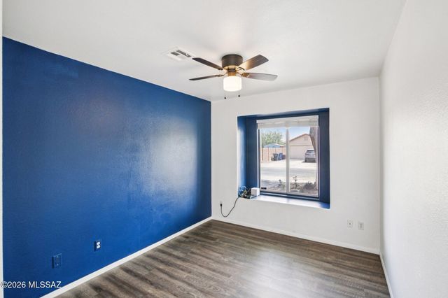 2395 W Silverbell Oasis Way, Tucson, AZ 85745