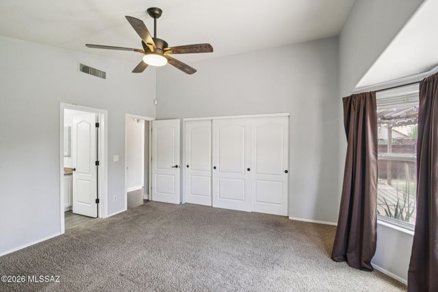 2395 W Silverbell Oasis Way, Tucson, AZ 85745