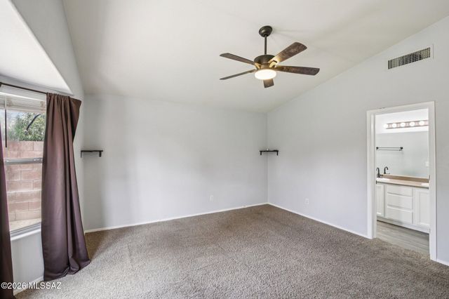 2395 W Silverbell Oasis Way, Tucson, AZ 85745