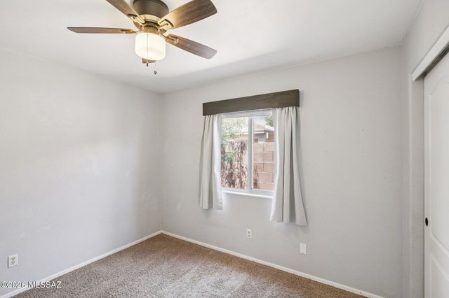 2395 W Silverbell Oasis Way, Tucson, AZ 85745