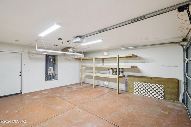 2395 W Silverbell Oasis Way, Tucson, AZ 85745