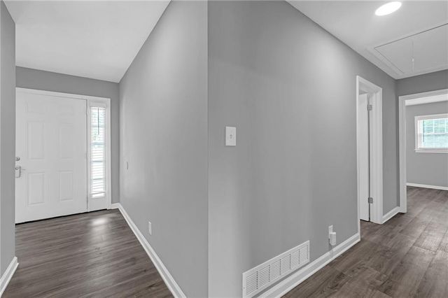 497 Dicks Court NW, Lilburn, GA 30047