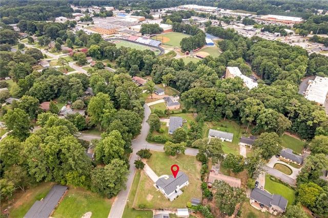 497 Dicks Court NW, Lilburn, GA 30047