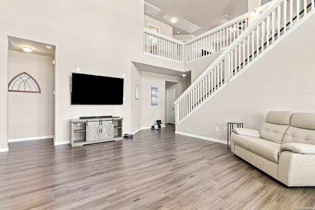 1842 Golden Maple, San Antonio, TX 78245