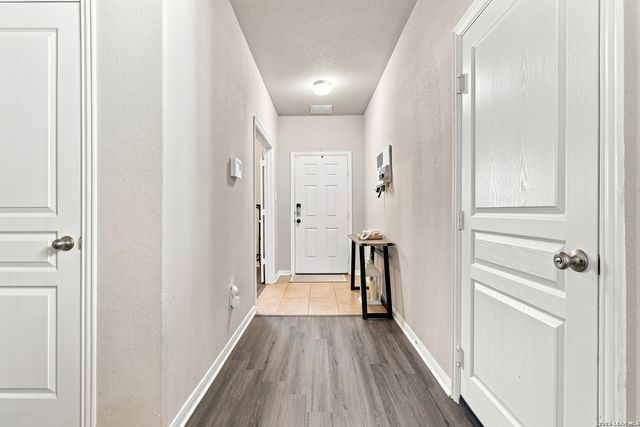 1842 Golden Maple, San Antonio, TX 78245