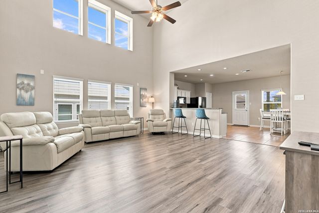 1842 Golden Maple, San Antonio, TX 78245