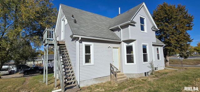 1600 9TH Street, Rock Island, IL 61201