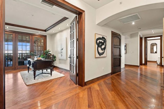 120 C Ave 202, Coronado, CA 92118