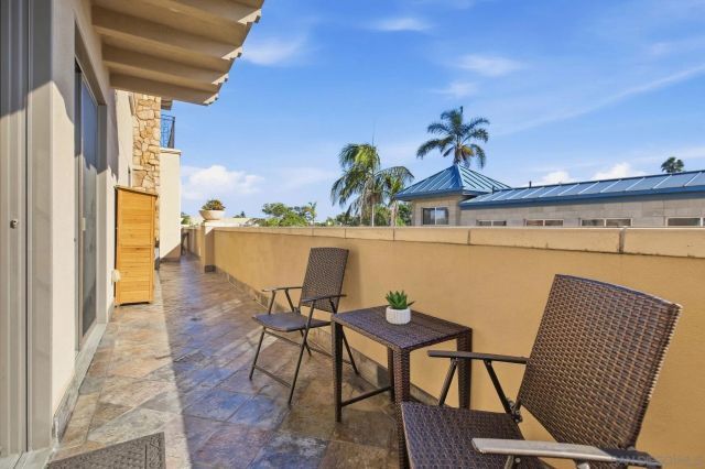 120 C Ave 202, Coronado, CA 92118