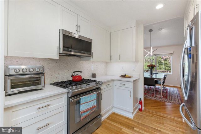 198 SAYRE DR, Princeton, NJ 08540