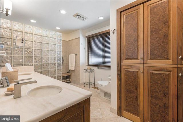 198 SAYRE DR, Princeton, NJ 08540