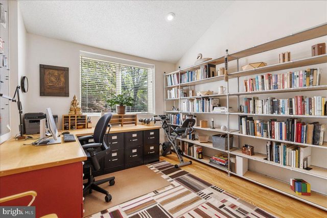 198 SAYRE DR, Princeton, NJ 08540