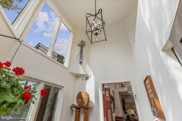 198 SAYRE DR, Princeton, NJ 08540