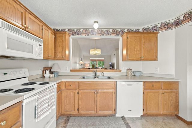 12822 Glen Court, Apple Valley, MN 55124