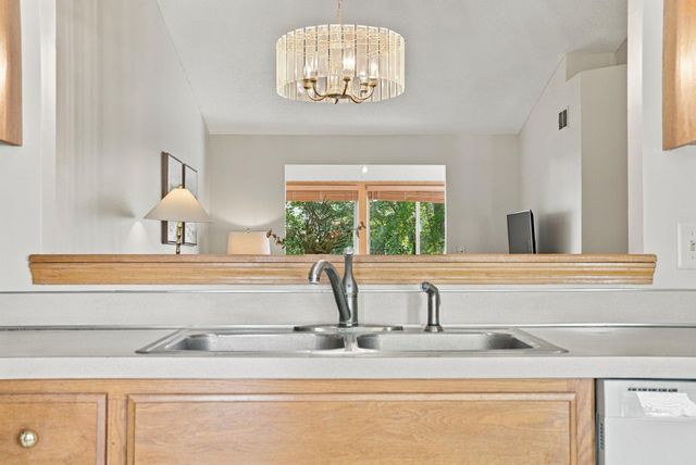 12822 Glen Court, Apple Valley, MN 55124
