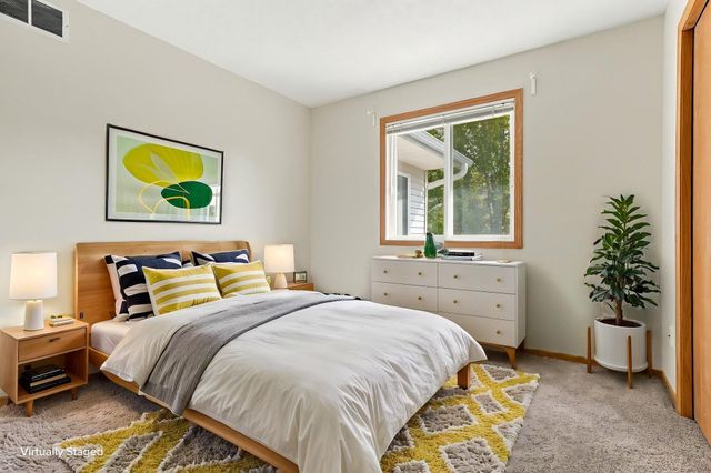 12822 Glen Court, Apple Valley, MN 55124