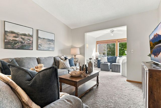 12822 Glen Court, Apple Valley, MN 55124