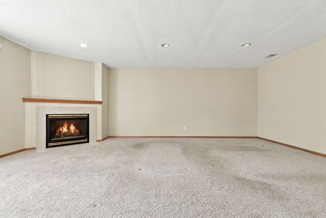 12822 Glen Court, Apple Valley, MN 55124