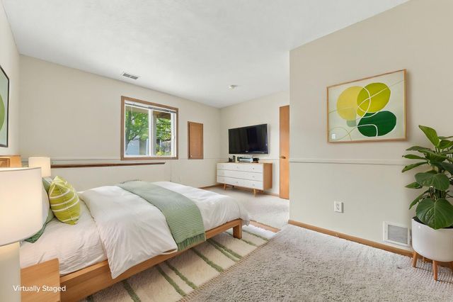 12822 Glen Court, Apple Valley, MN 55124
