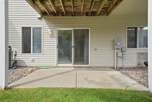 12822 Glen Court, Apple Valley, MN 55124