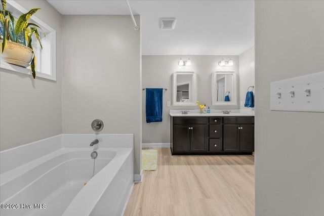 1130 Whitney Drive, Aberdeen, NC 28315