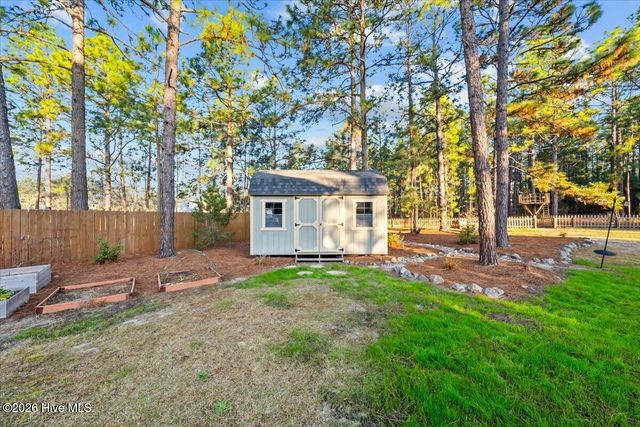 1130 Whitney Drive, Aberdeen, NC 28315