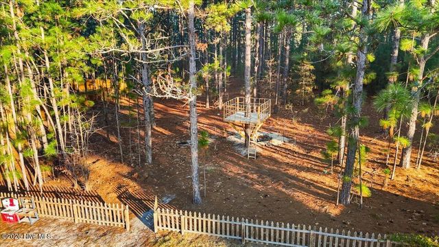 1130 Whitney Drive, Aberdeen, NC 28315