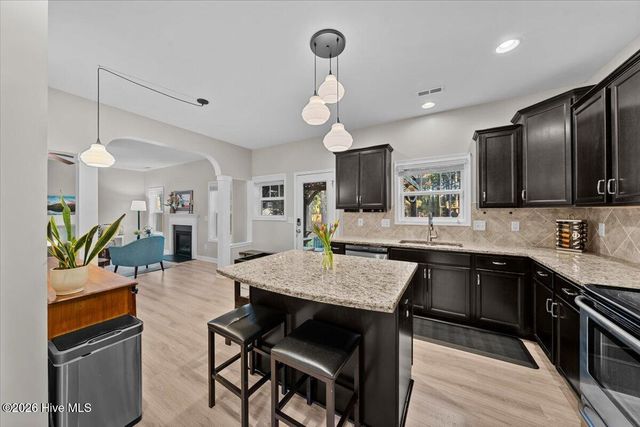 1130 Whitney Drive, Aberdeen, NC 28315