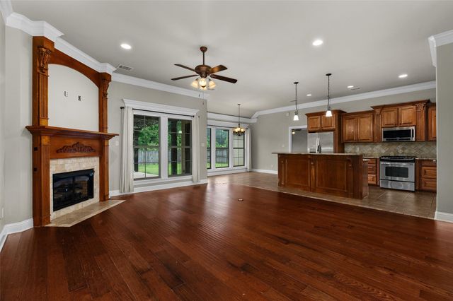 6905 Brighton Oak Circle, Keithville, LA 71047