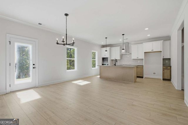 113 Southview Drive, Ellenwood, GA 30294