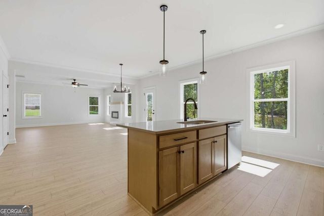113 Southview Drive, Ellenwood, GA 30294