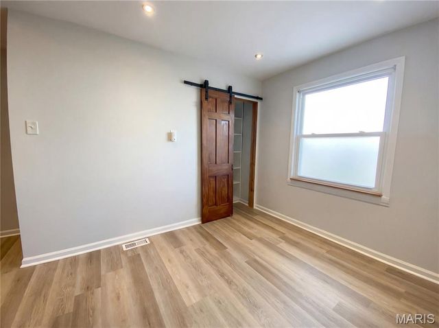 6736 Wise Avenue, St Louis, MO 63139