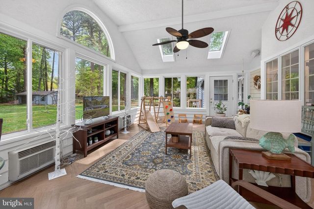 5 PROSPECT BAY DR W, Grasonville, MD 21638