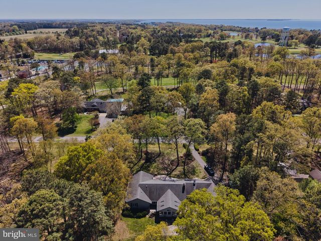 5 PROSPECT BAY DR W, Grasonville, MD 21638
