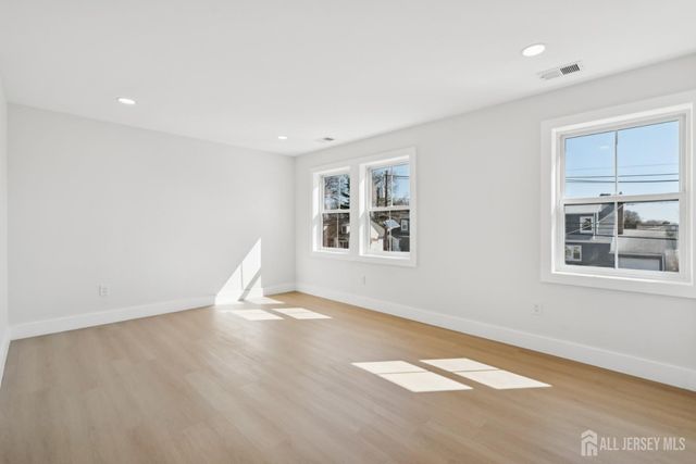 662 summit Road, Union Twp, NJ 07083