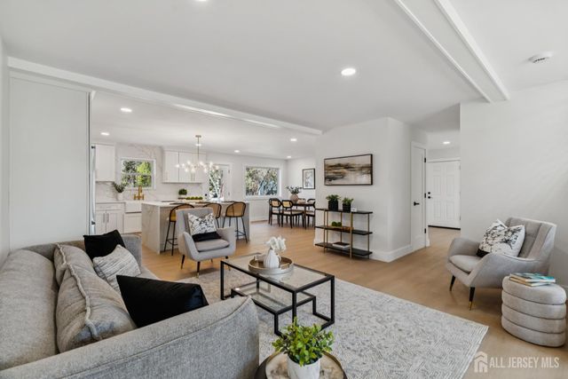 662 summit Road, Union Twp, NJ 07083