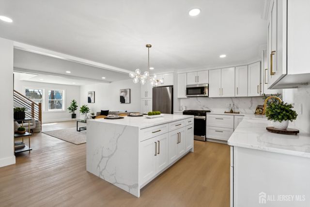 662 summit Road, Union Twp, NJ 07083